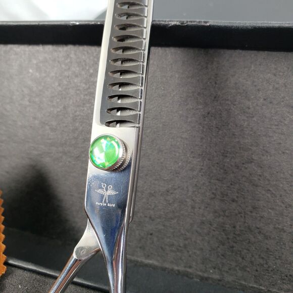 Professional Barber Hair Cutting Scissors/Shears (7-Inches) Stainless Steel - Picture 8 of 16